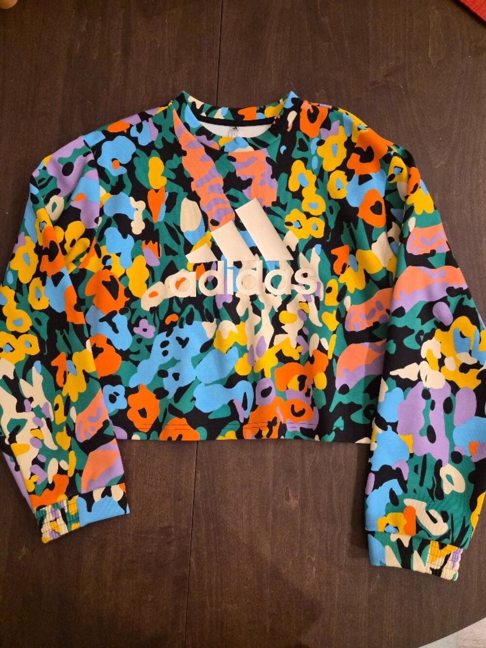 Adidas Crewneck Graphic Sweatshirt HT4684